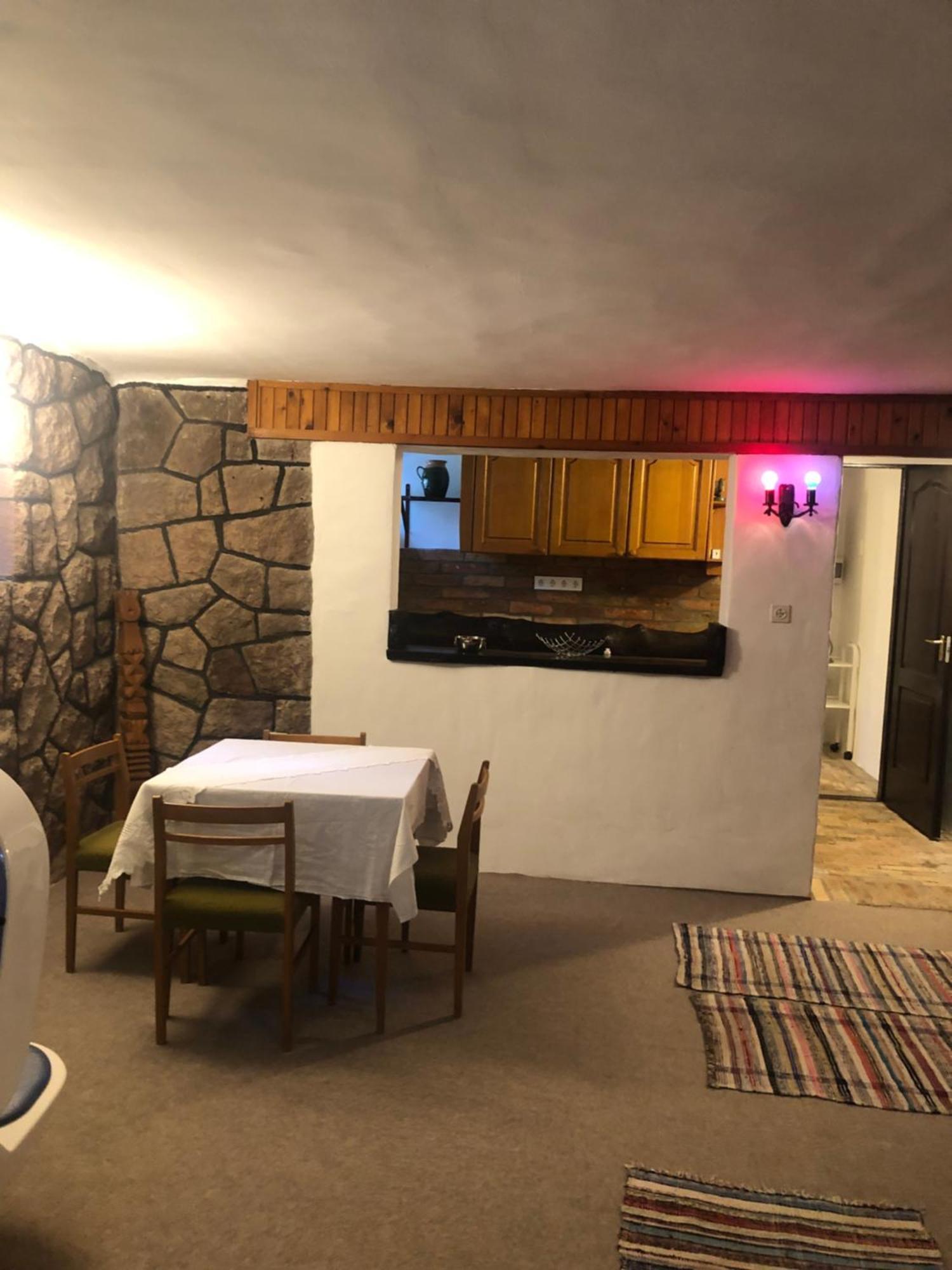 Apartmán R&B Vendeghaz Balatonakarattya Exteriér fotografie